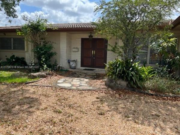 Mirror Lake Estates, 7100 NW 11th St, Plantation, Florida 33313, image 2