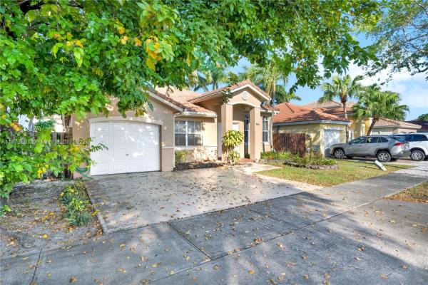 Poinciana At Sunset Lakes, 8134 SW 163rd Pl, Kendall, Florida 33193, image 1