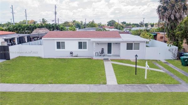 Lee Manor, 10310 SW 35th St, University Park, Florida 33165, image 1