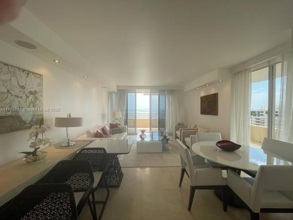Two Tequesta Point, 808 Brickell Key Dr #2208, Miami, Florida 33131, image 1