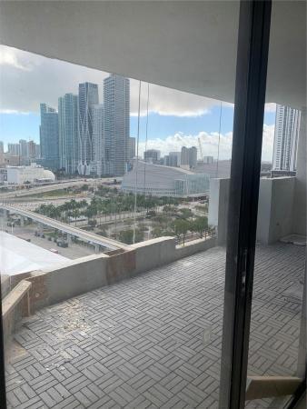 Venetia, 555 NE 15th St #18I, Miami, Florida 33132, image 2