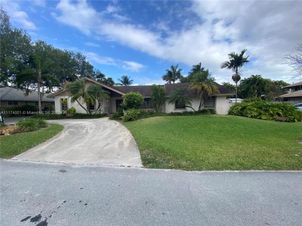 Mary Ann Estates, 10321 SW 139th St, Kendall, Florida 33176, image 2