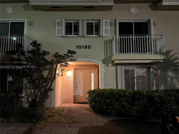 Tiffany Of Kendall, 10180 SW 88th St #405, Kendall, Florida 33176, image 1