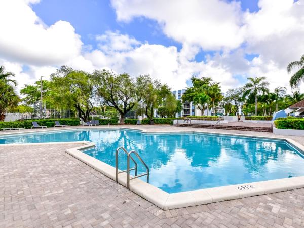 Greenwich, 1470 NE 123rd St #A706, North Miami, Florida 33161, image 2