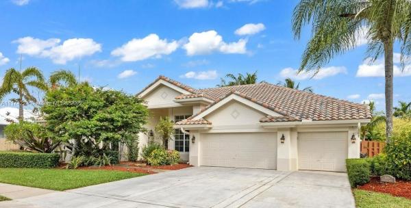 Fairways At Keys Gate, 3115 Fairways Dr, Homestead, Florida 33035, image 1
