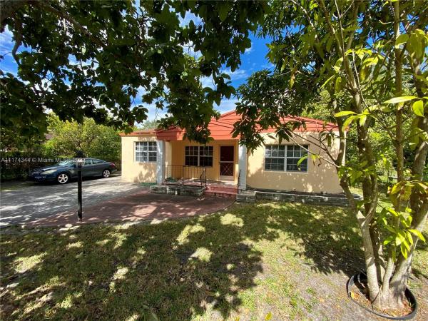 Lamor Estates, 1251 NE 132nd St, North Miami, Florida 33161, image 2