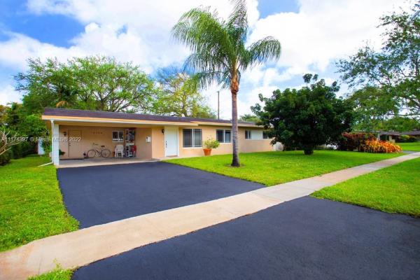 Lawn Acres, 5709 Jackson St, Hollywood, Florida 33023, image 2