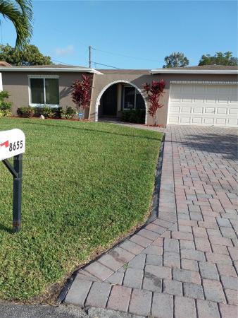 The Knolls, 8655 S Lexington Dr, Miramar, Florida 33025, image 2