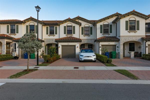 Isola, 11338 SW 254 Ter #, Princeton, Florida 33032, image 2
