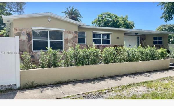 Liberia, Hollywood, Florida 33020, image 2