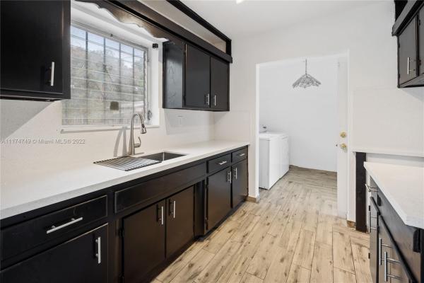 Miami Modern Manors, 18320 NW 5th Ave, Miami Gardens, Florida 33169, image 2