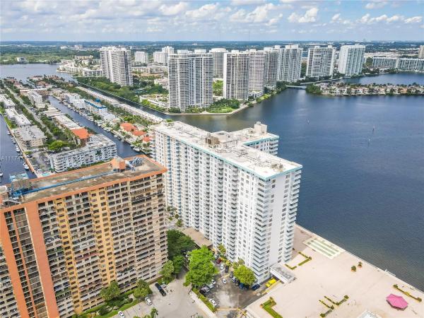 Winston Towers 500, 301 174th St #405, Sunny Isles Beach, Florida 33160, image 1