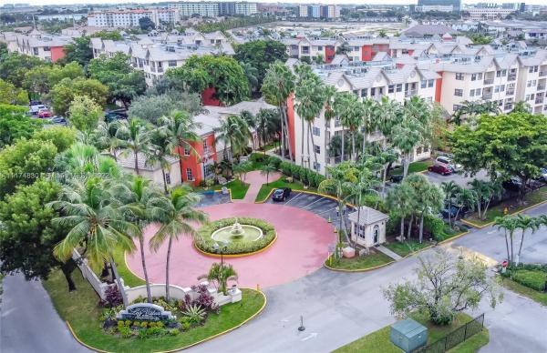 Las Vistas At Doral, 8120 Geneva Ct #251, Doral, Florida 33166, image 2