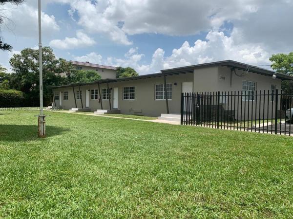 Biscayne Park Estates, 12108 NE 5th Ave, North Miami, Florida 33161, image 2