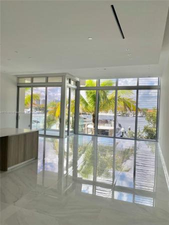 Vida At The Point, 3750 Yacht Club Dr #TH4, Aventura, Florida 33180, image 1