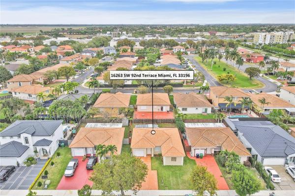 Monaco Estates At Kendall, 16263 SW 92nd Ter, The Hammocks, Florida 33196, image 2