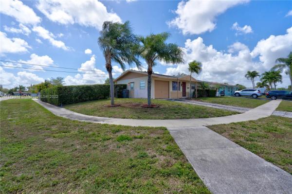 Palm Beach Cabana Colony, 3738 Holiday Rd, Palm Beach Gardens, Florida 33410, image 2