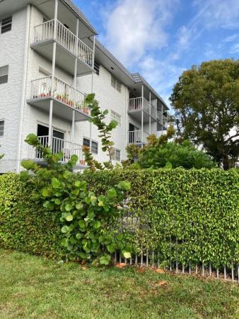Gold Coast, 12290 NE 11th Ct #105, North Miami, Florida 33161, image 2