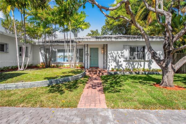Biscayne Point, 1275 N Biscayne Point Rd, Miami Beach, Florida 33141, image 2