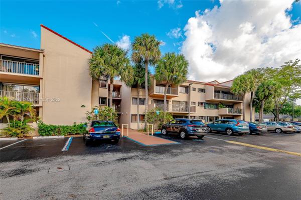 Eagle Nest, 6305 Gage Pl #204-A, Miami Lakes, Florida 33014, image 1