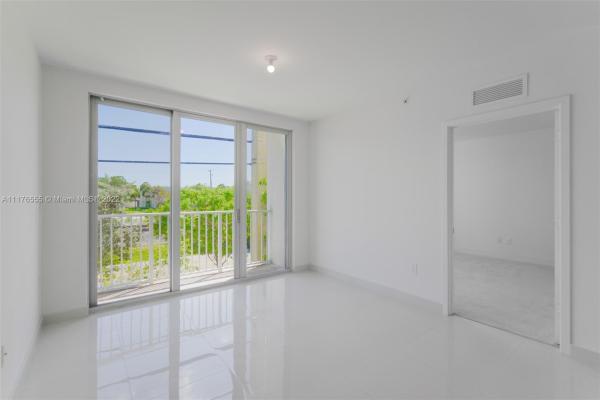 Weitzer Aventura Place, 2651 NE 212th Ter #205, Ojus, Florida 33180, image 1
