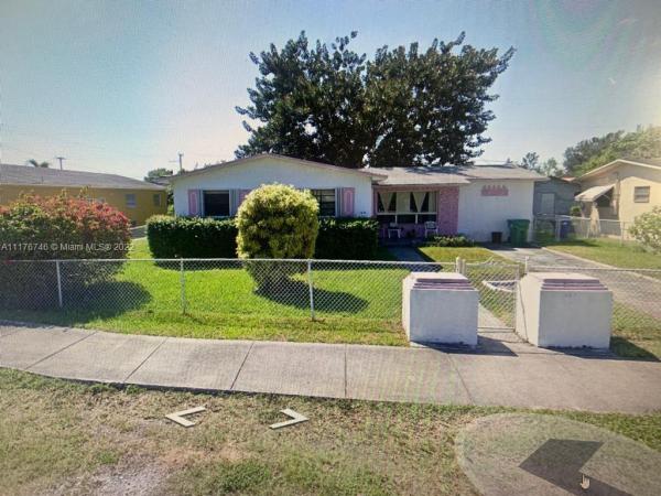 West Silver Crest, 1210 NW 100th St, Pinewood, Florida 33147, image 1