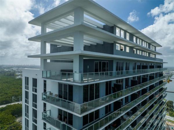 The Harbour North Tower, 16385 Biscayne Blvd #PH 4, North Miami Beach, Florida 33160, image 1