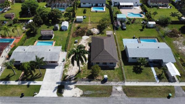 18940 SW 311th St, Unincorporated Dade County, Florida 33030, image 2