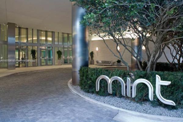 Mint At Riverfront, 92 SW 3rd St #1906, Miami, Florida 33130, image 2