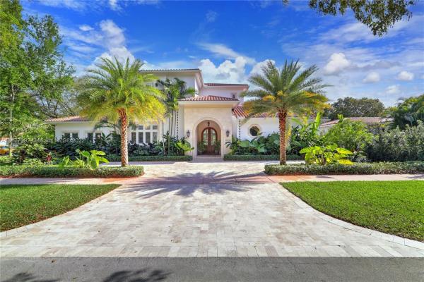 Coral Gables Country Club, 800 Catalonia Ave, Coral Gables, Florida 33134, image 2