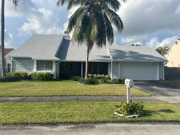 Homestead Lakes Tennessee East, 1579 S Goldeneye Ln, Homestead, Florida 33035, image 1