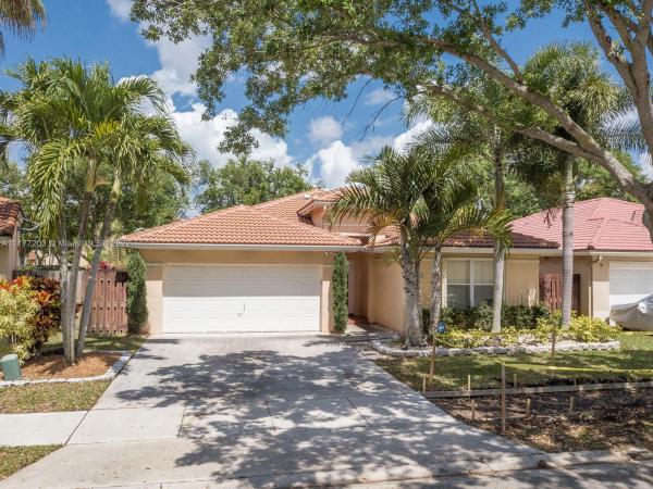 Poinciana Parc, 14163 N Cypress Cove Cir, Davie, Florida 33325, image 1