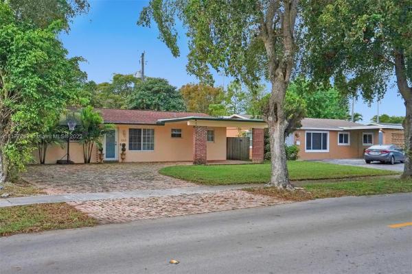Federal Park, 1060 N 66th Ave, Hollywood, Florida 33024, image 1