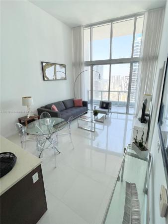 Icon Brickell Tower 3, 485 Brickell Ave #4003, Miami, Florida 33131, image 1