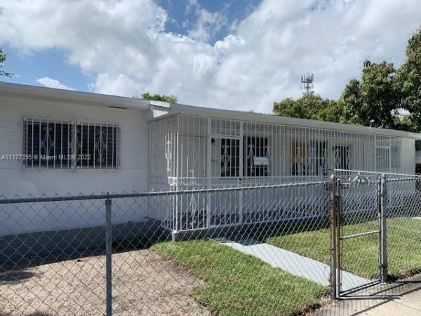 Dixie Highway, 5800 NE 3rd Ave, Miami, Florida 33137, image 1
