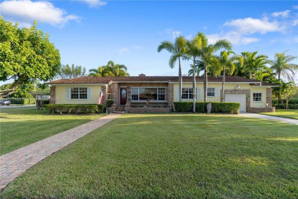 Porvenir, 206 NW 21st St, Homestead, Florida 33030, image 1