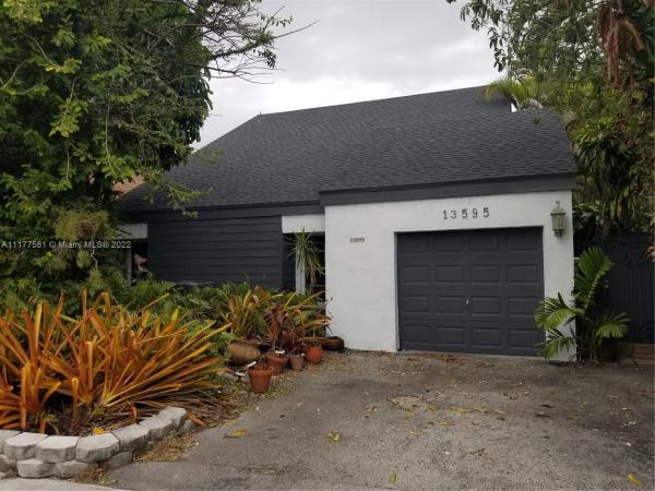 Davidson One, 13595 SW 99th St, The Crossings, Florida 33186, image 2