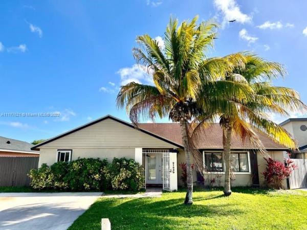 Oak Park, 21050 SW 124th Ave Rd, South Miami Heights, Florida 33177, image 2