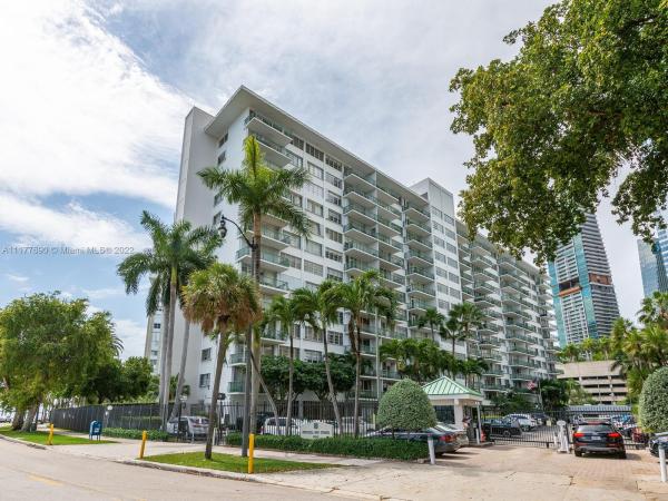 Brickell Bay Tower, 1408 Brickell Bay Dr #701, Miami, Florida 33131, image 1