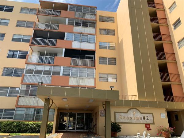 Three Seasons, 16400 NE 17 Ave #305, North Miami Beach, Florida 33162, image 1