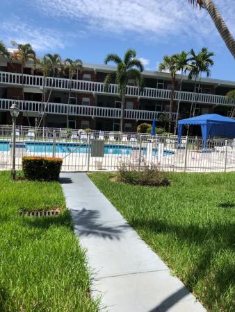 Eldorado Plaza East, 201 NE 14th Ave #12B, Hallandale Beach, Florida 33009, image 1
