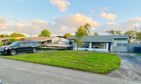 Driftwood Acres, 6780 Meade St, Hollywood, Florida 33024, image 2