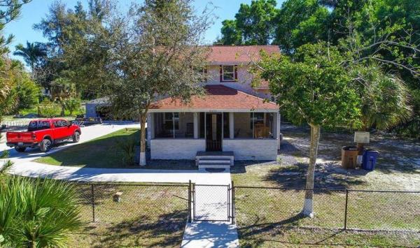 4632 Seminole ST, Fort Myers, Florida 33905, image 1