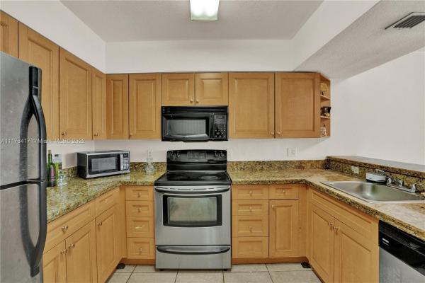 Doral Gardens 2, 5122 NW 79th Ave #304, Doral, Florida 33166, image 2