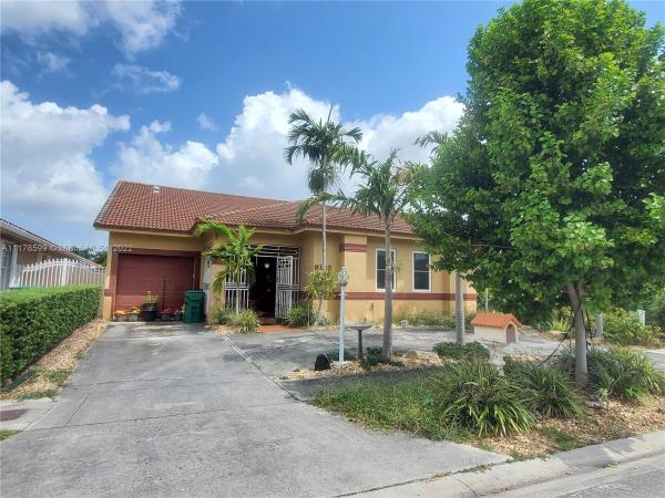 Florida Tropical Estates, 9123 NW 146th Ter, Miami Lakes, Florida 33018, image 1