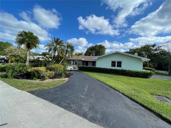 7390 SW 129th St, Pinecrest, Florida 33156, image 2