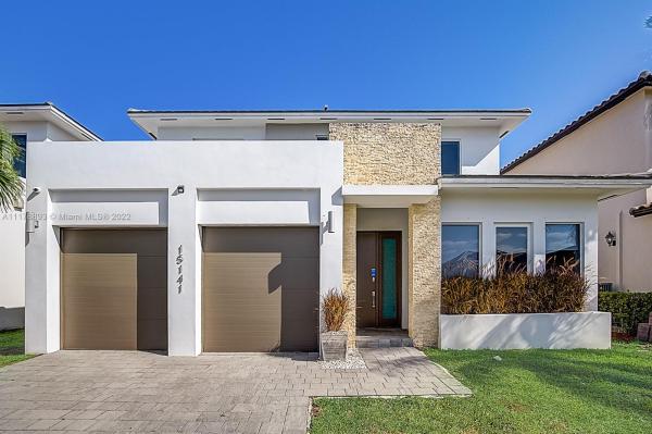 Venetian Parc, 15141 SW 177th Ter, Richmond West, Florida 33187, image 2