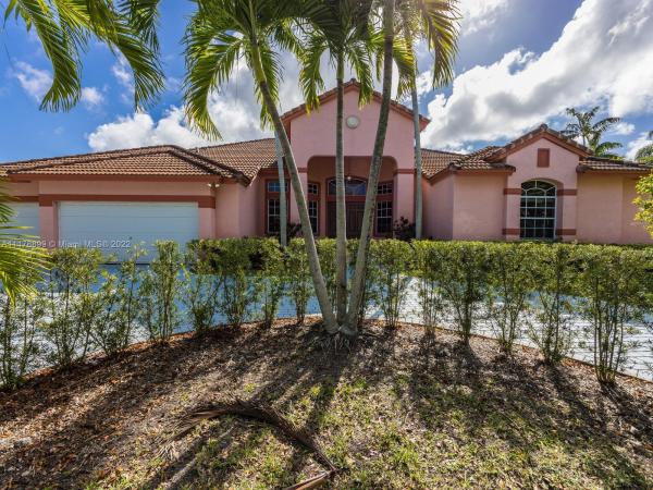 Flamingo Gardens Estates, 16520 SW 84th Ct, Palmetto Bay, Florida 33157, image 1