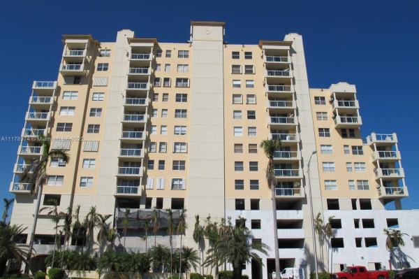 Bayview, 1625 Kennedy Cswy #506B, North Bay Village, Florida 33141, image 2