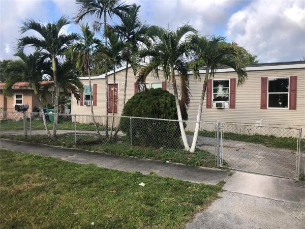 Palmetto Park At Carol City, 16900 NW 52nd Ave, Miami Gardens, Florida 33055, image 2